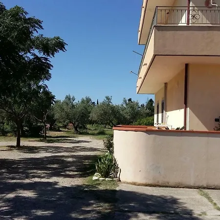 Lejlighed Zona Tranquilla Nel Verde E Vicino Al Mare *